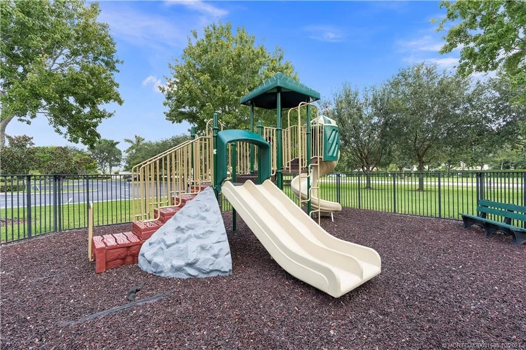 Photo of 4813 SE Graham Drive