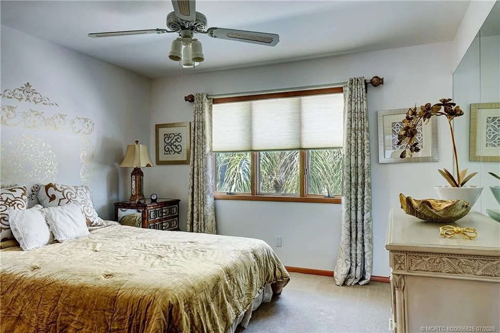 Photo of 114 N Sewalls Point Road