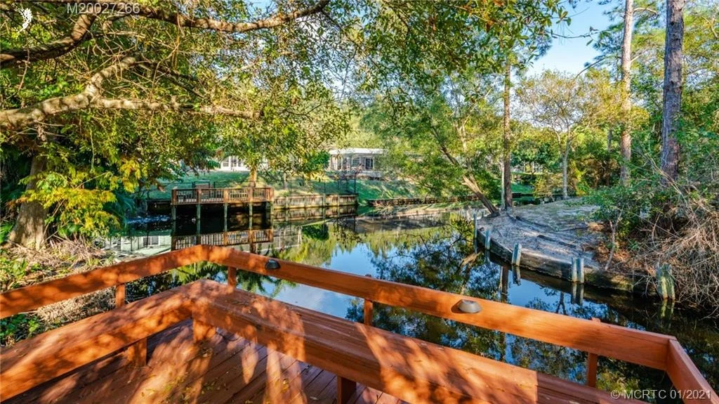 Photo of 7910 SE River Lane