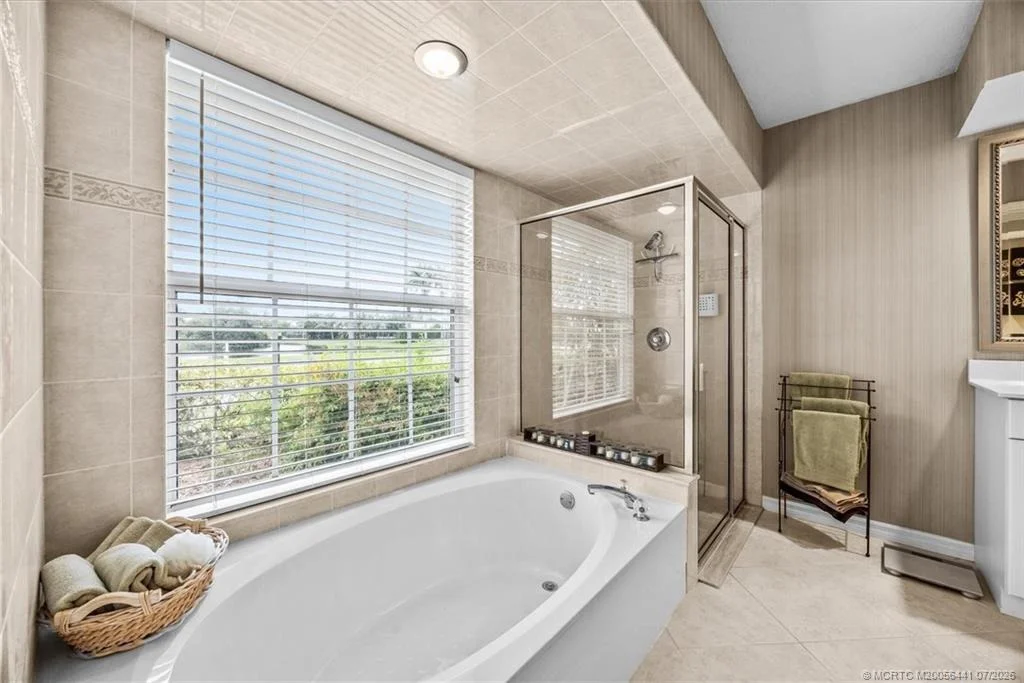 Photo of 2375 NW Cove View