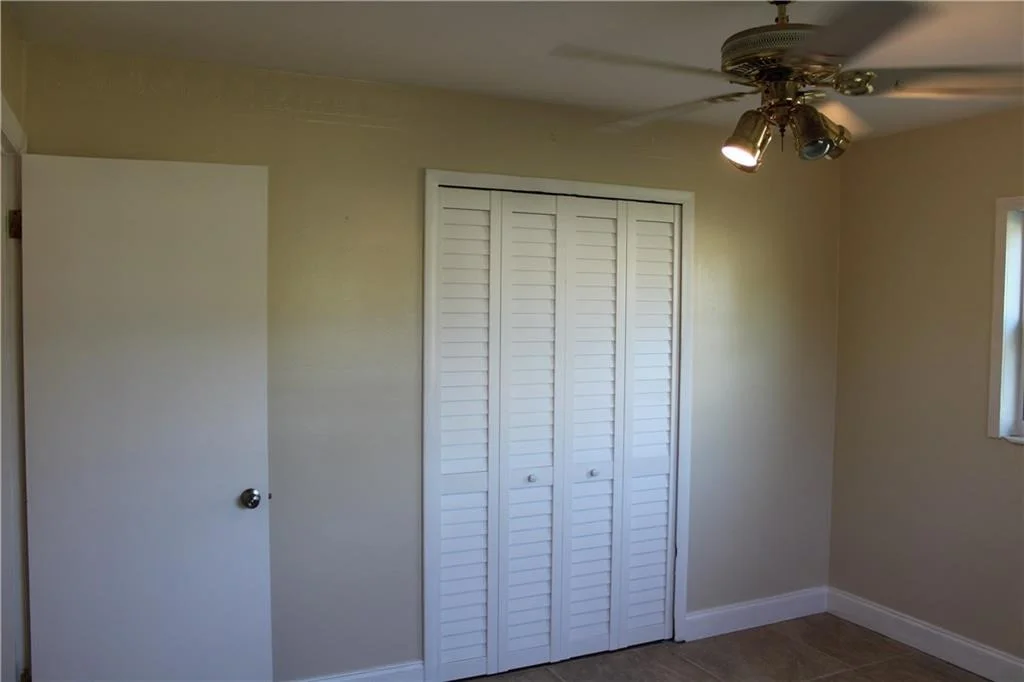 Photo of 2210 NW Sunset Boulevard
