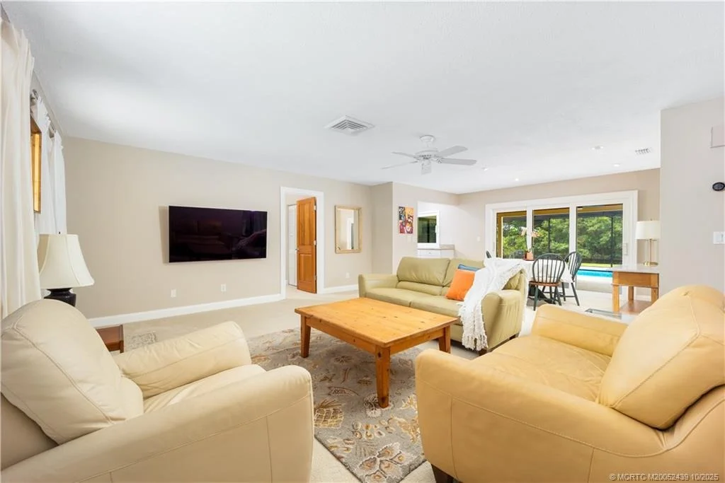 Photo of 7960 SE River Lane