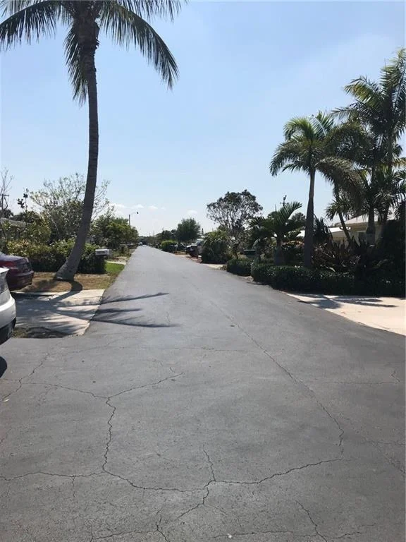 Photo of 173 SE Sailfish Lane
