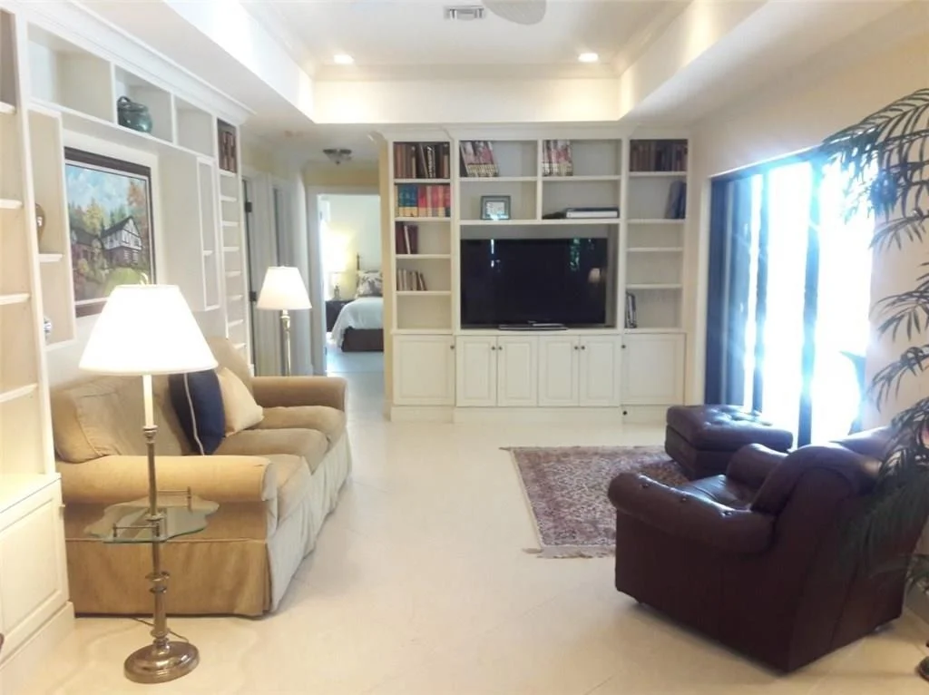 Photo of 3422 SE Fairway W
