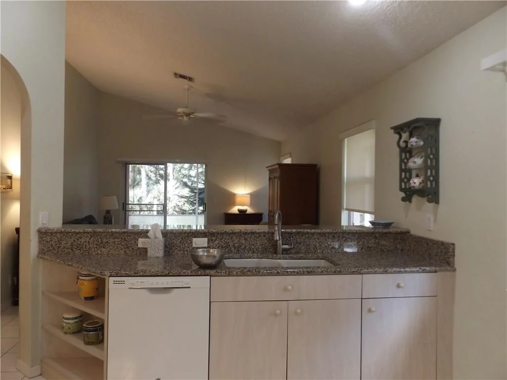 Photo of 7304 SE Seagate Lane