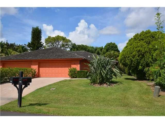 Photo of 3932 SE Fairway West