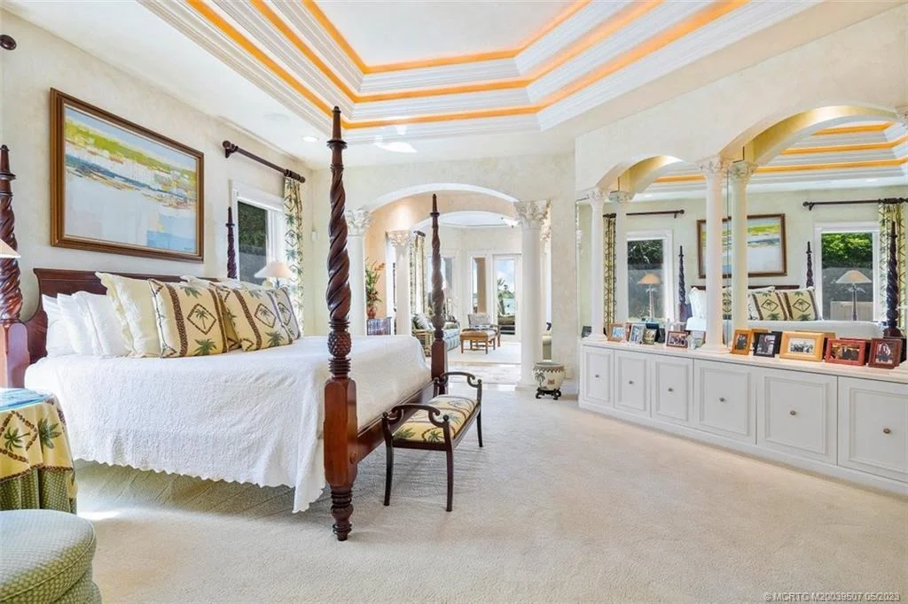 Photo of 7032 SE Harbor Circle