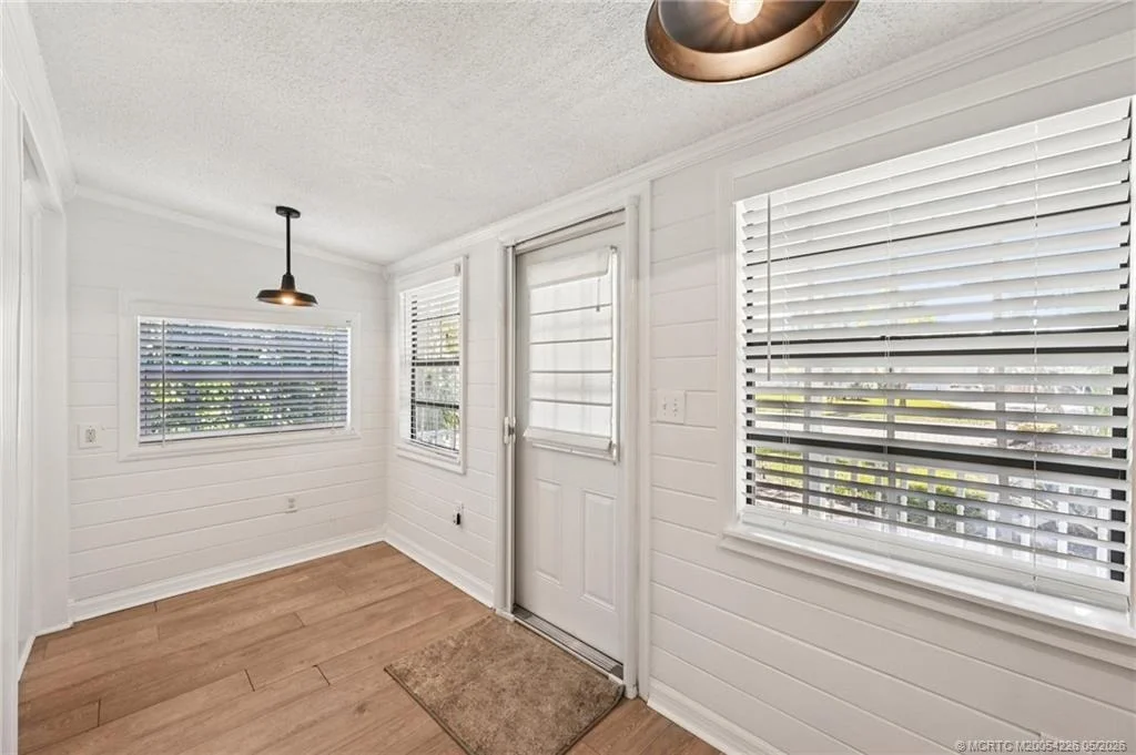 Photo of 3003 SE River Terrace