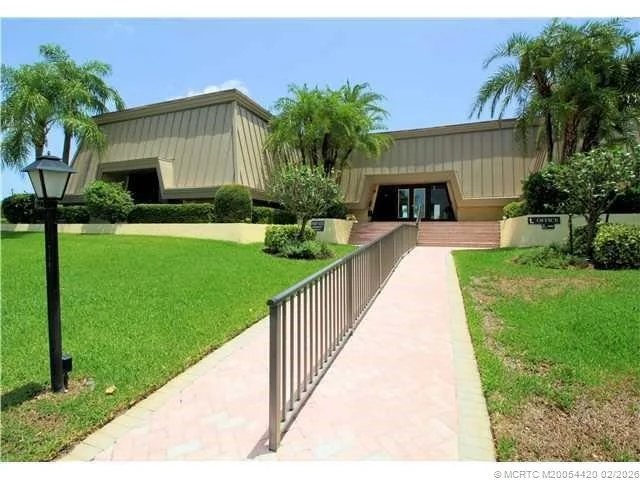 Photo of 1828 SE Coronado Lane