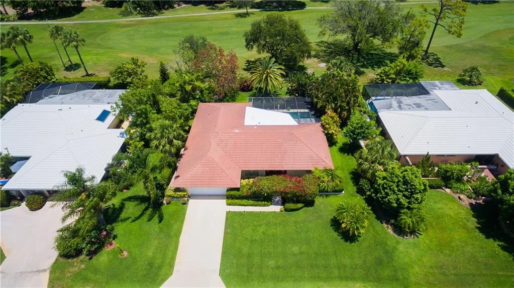 Photo of 2841 SE Fairway W