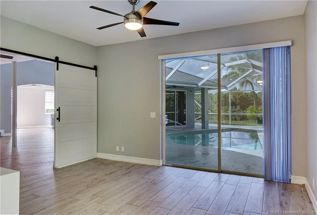 Photo of 18421 Lake Bend Drive