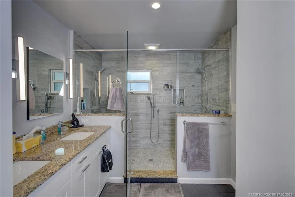 Photo of 2914 NE Rosetree Drive