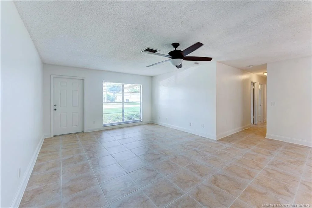Photo of 1003 NW 16th Place