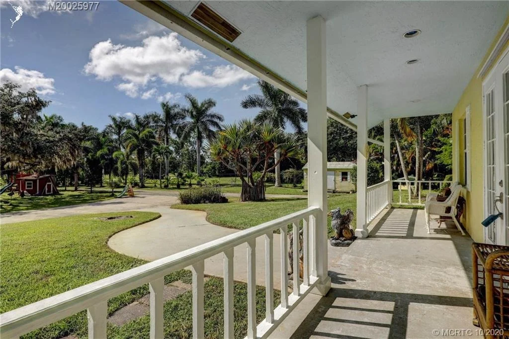 Photo of 1055 SE Salerno Road