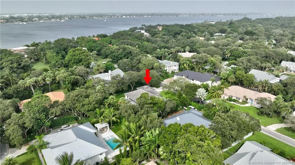 Photo of 9 Oakwood Drive
