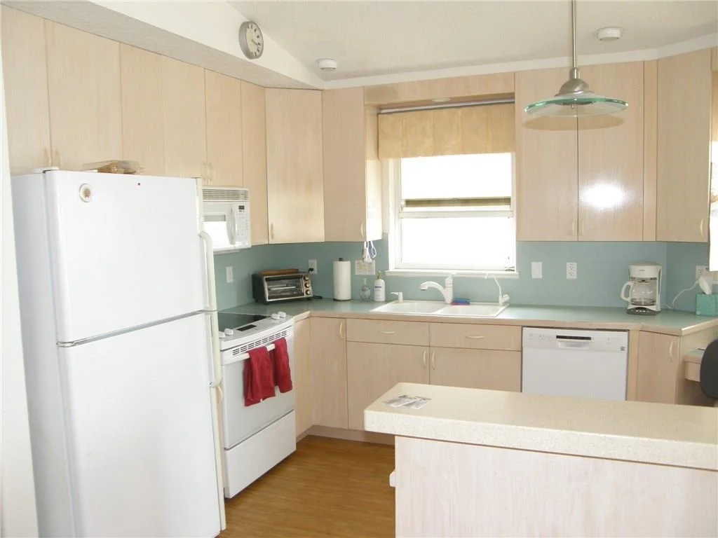 Photo of 14 Nettles Boulevard