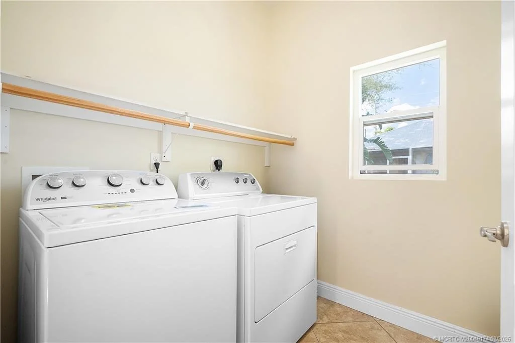 Photo of 4732 SE Starling Way