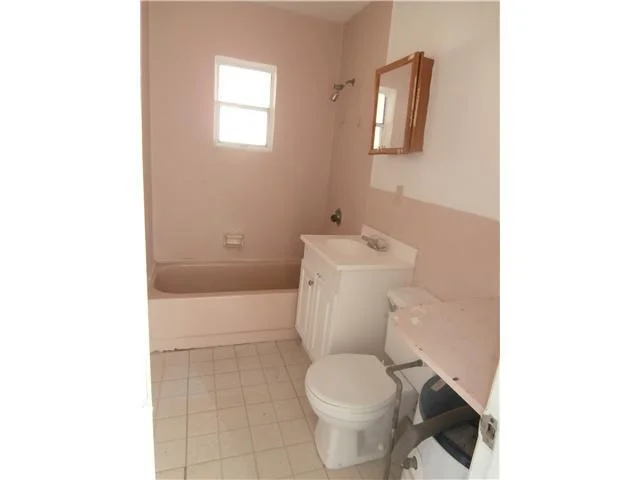 Photo of 252 NW Baker Road