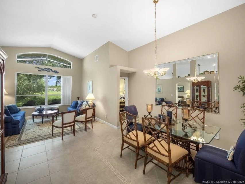 Photo of 7136 SE Twin Oaks Circle