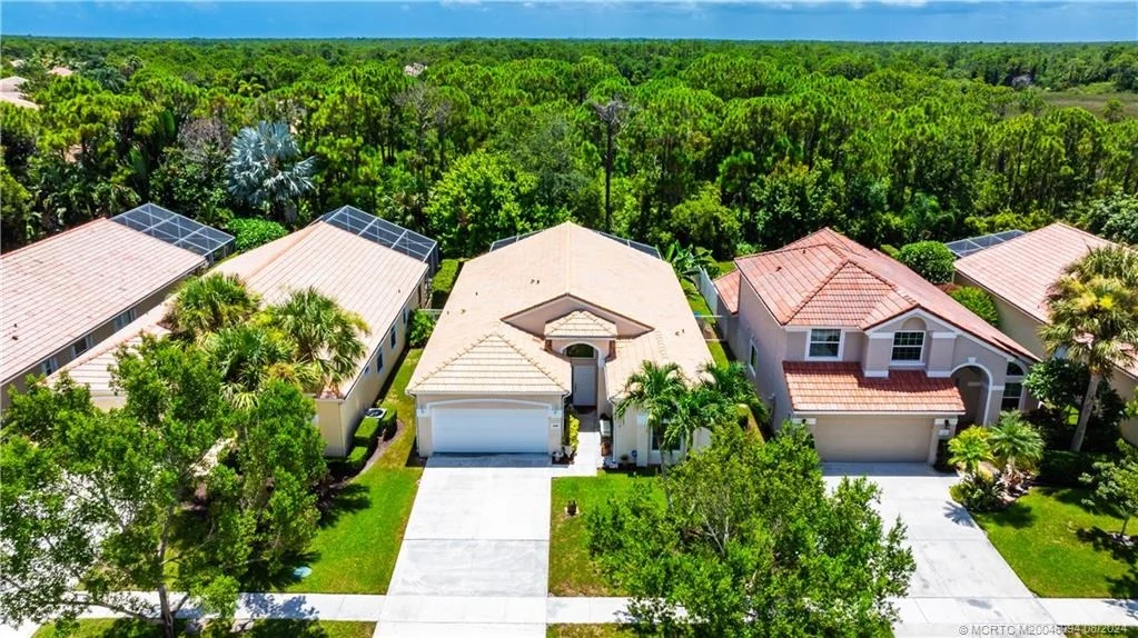 Photo of 7039 SE Twin Oaks Circle