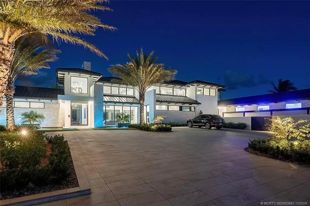 Photo of 3016 SE Dune Drive