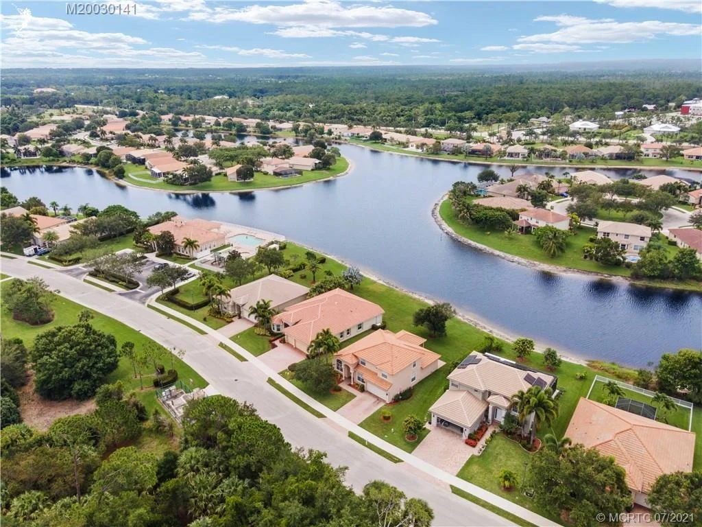 Photo of 1385 SE Legacy Cove Circle