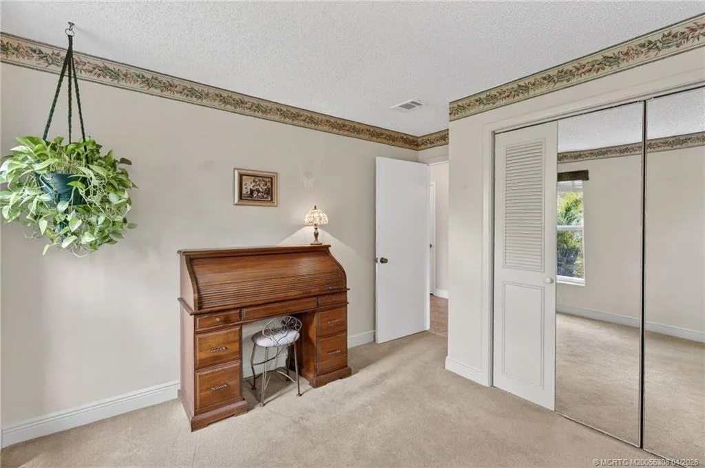 Photo of 330 SW Winnachee Drive