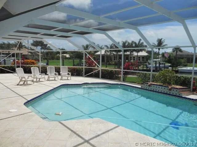 Photo of 110 SE Saint Lucie Lane