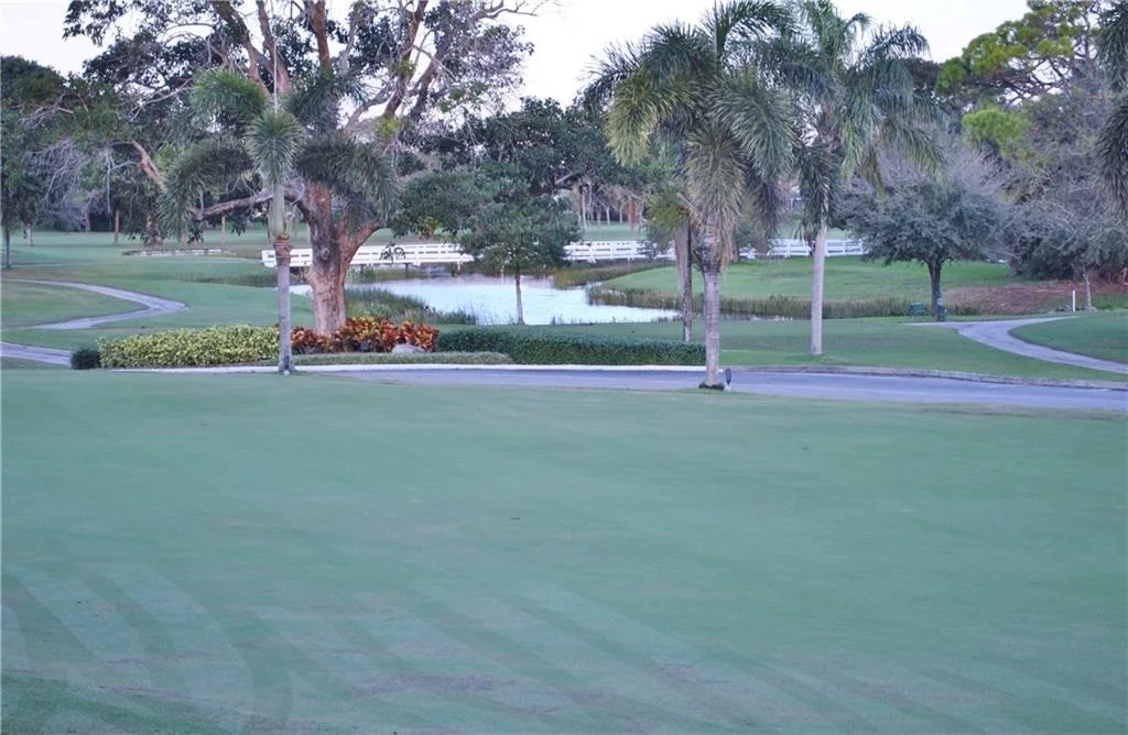 Photo of 4001 SE Fairway W