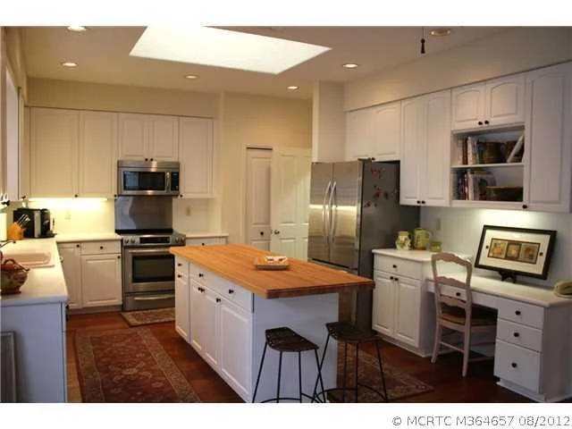 Photo of 1418 Brewster Place