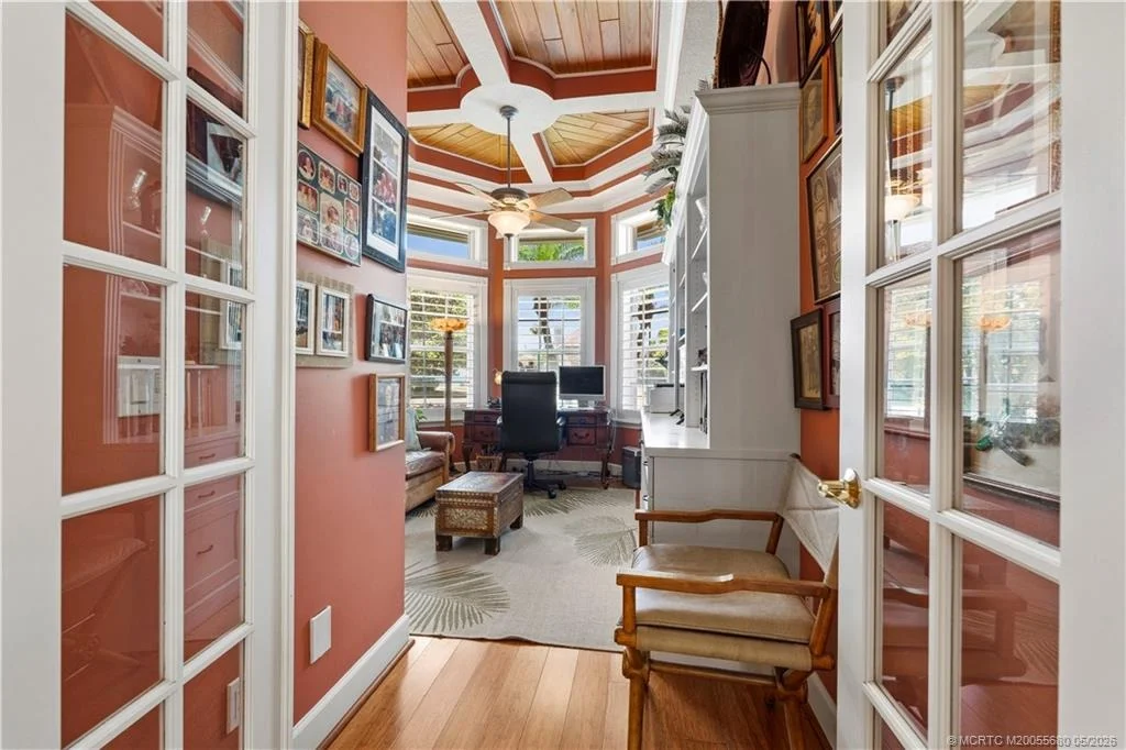 Photo of 4220 SE Rainbows End