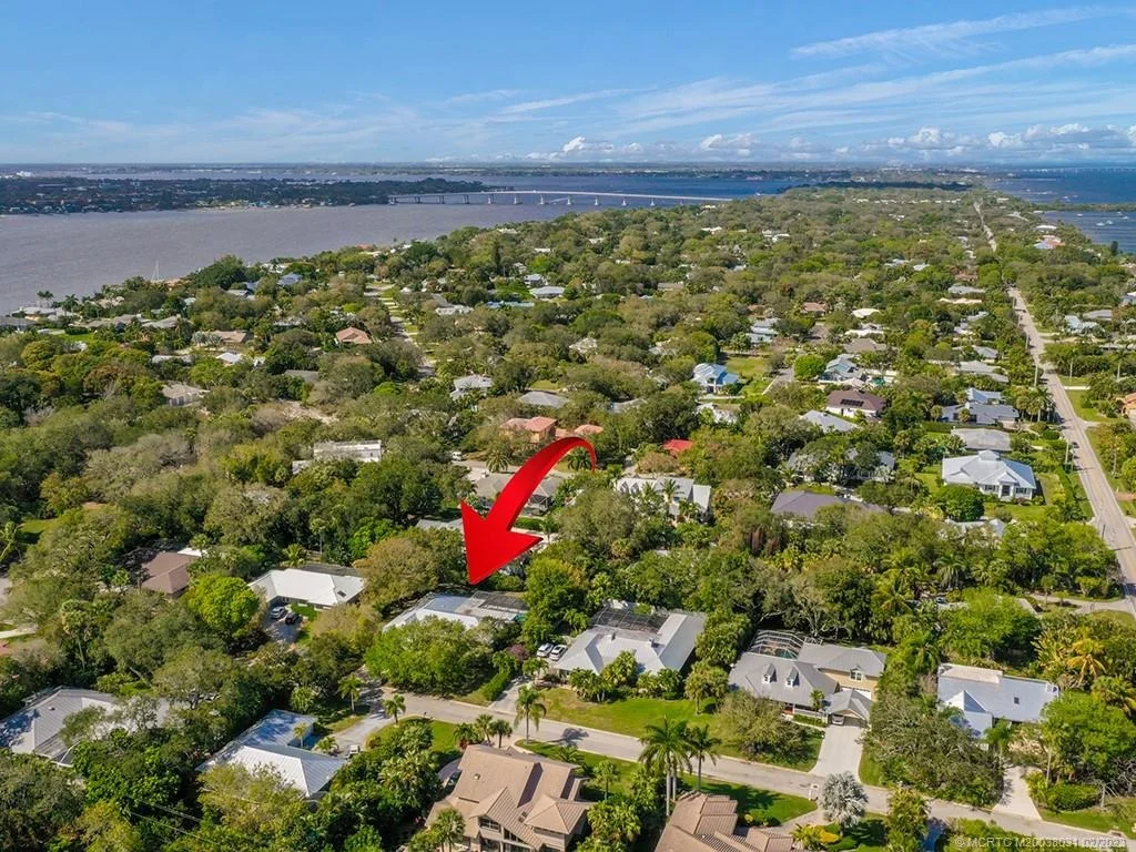 Photo of 8 Riverview Drive