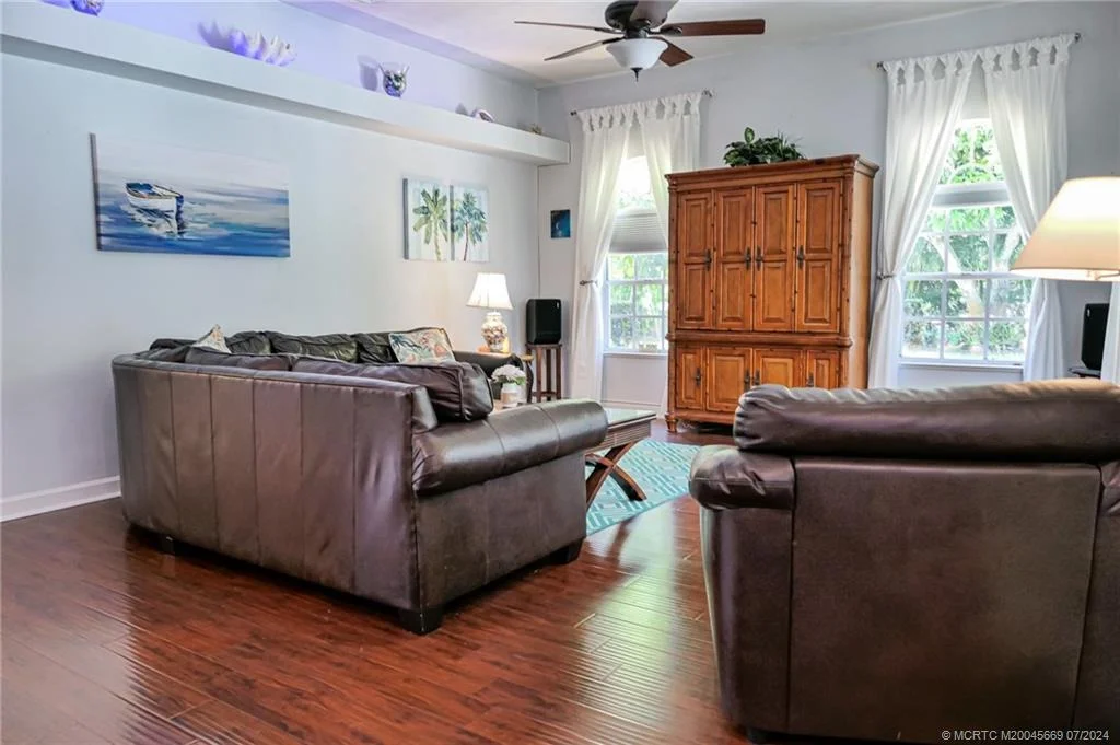 Photo of 2119 SW Danforth Circle
