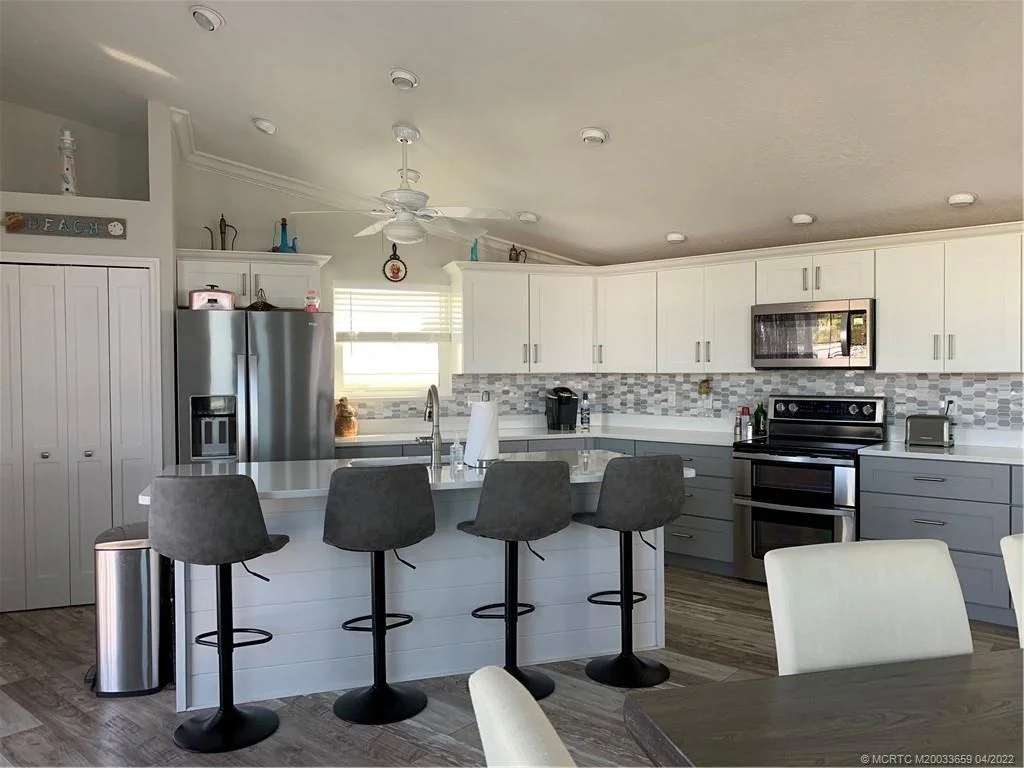 Photo of 16 Nettles Boulevard