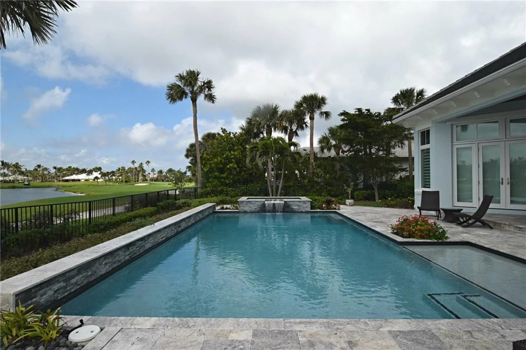 Photo of 2915 SE DUNE Drive