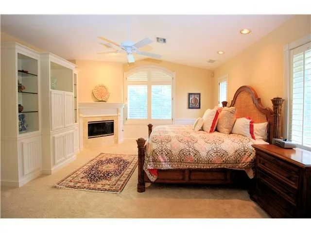 Photo of 9 NE Lofting Way