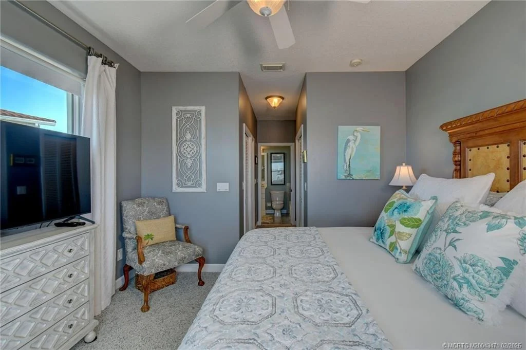 Photo of 2 Nettles Boulevard