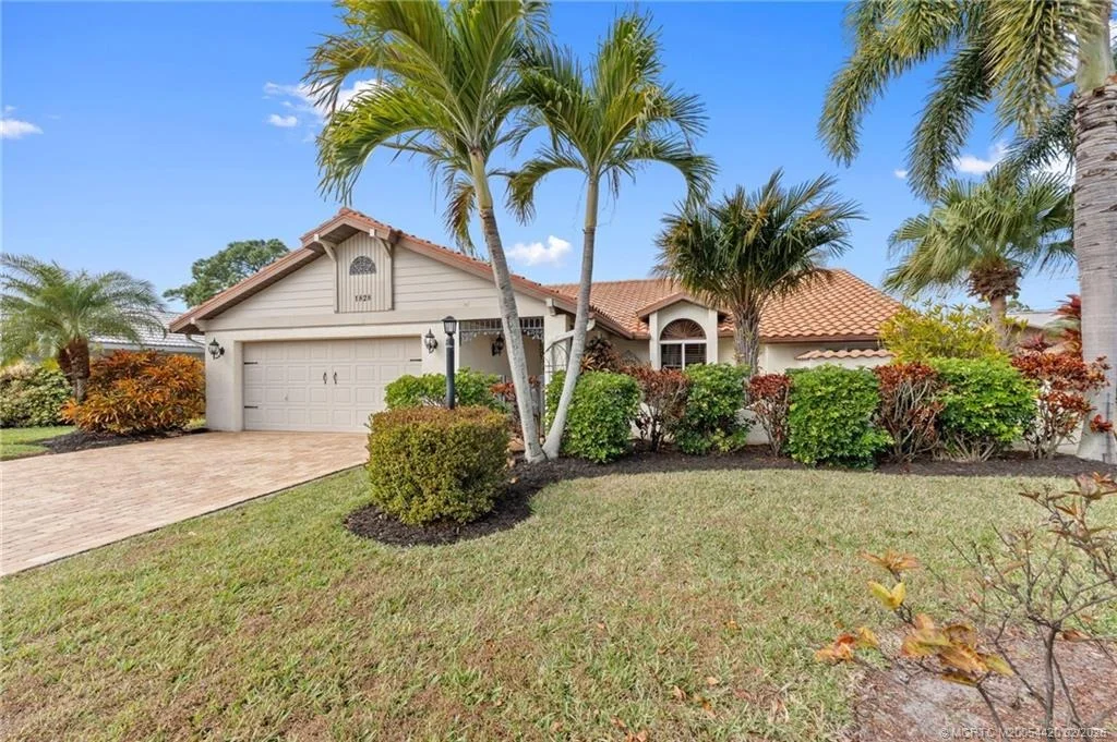 Photo of 1828 SE Coronado Lane