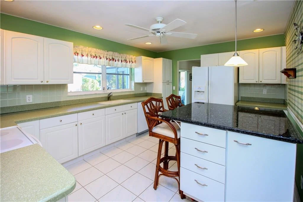 Photo of 1843 SE Granada Lane