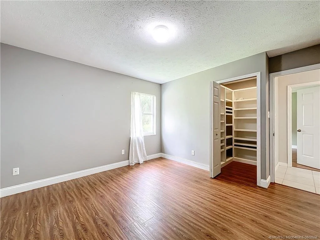 Photo of 5204 Silver Oak Drive