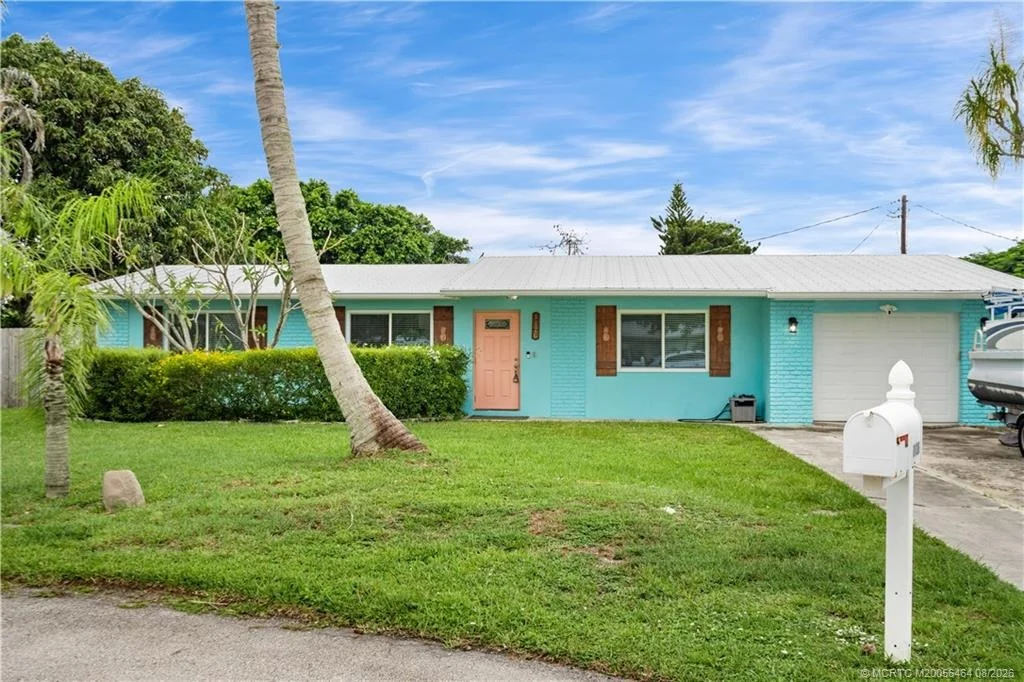Photo of 1126 SE Alamanda Lane
