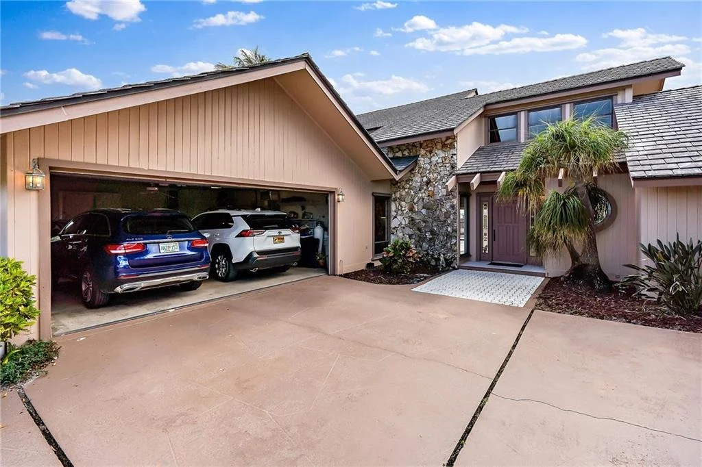 Photo of 4230 NE Joes Point Road
