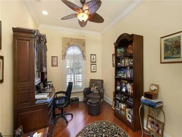 Photo of 1488 NW Lake Point
