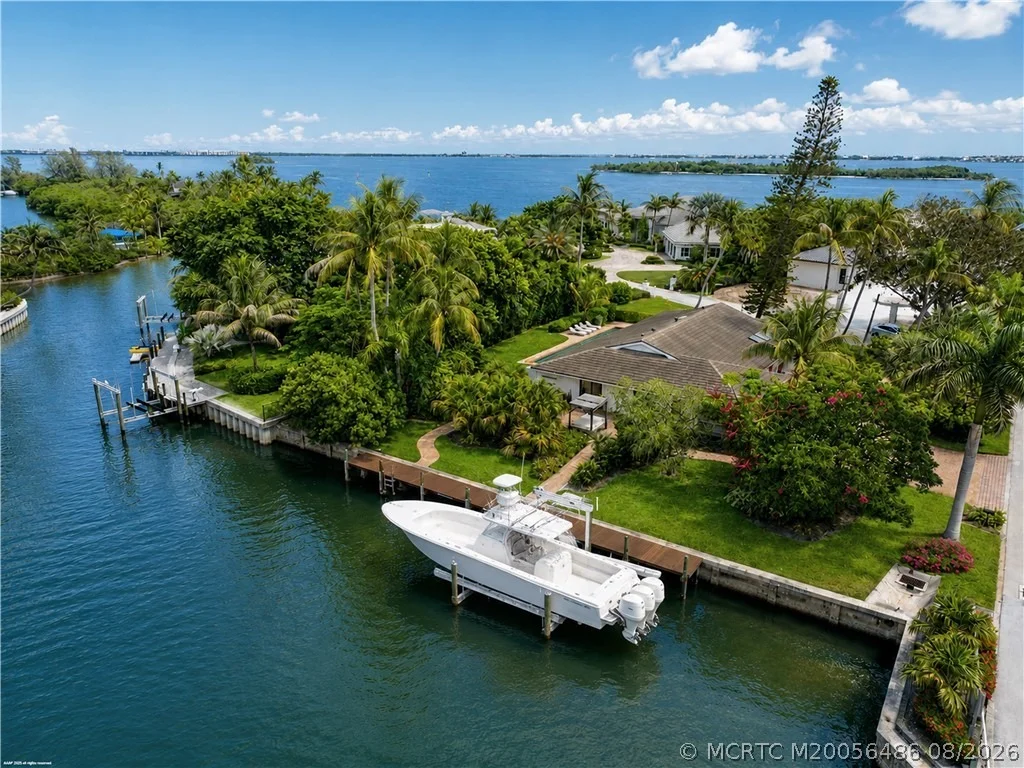 Photo of 2 Island Road
