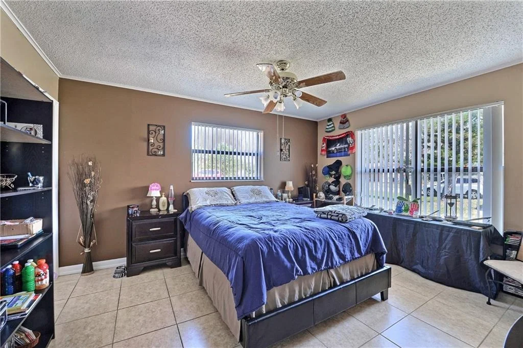 Photo of 3221 SE Hibiscus Street