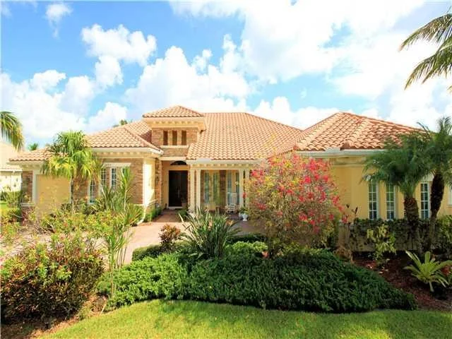 Photo of 7645 SE Laque Circle