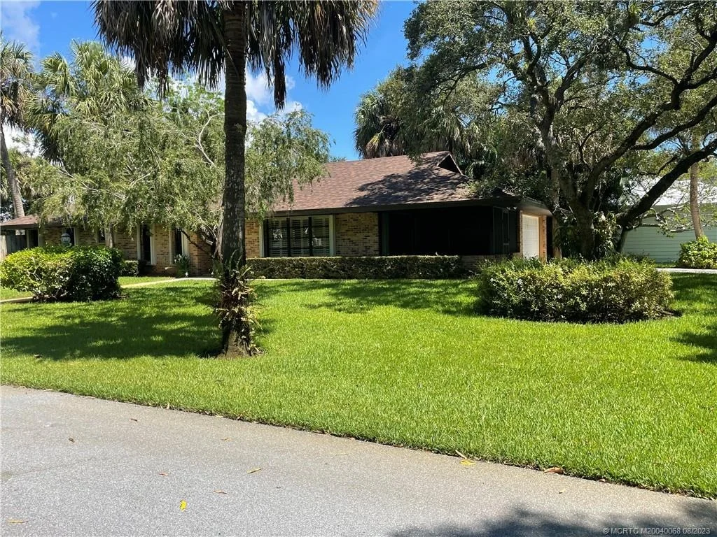 Photo of 1449 SE Mango Place