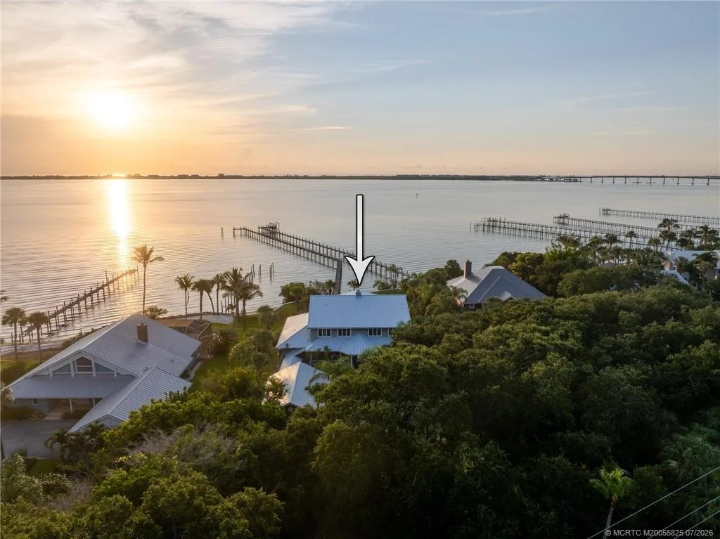 Photo of 114 N Sewalls Point Road