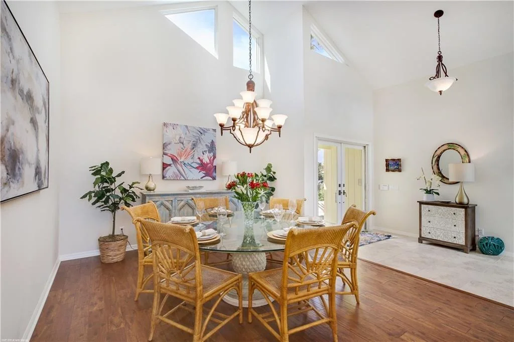 Photo of 6917 SE Harbor Circle