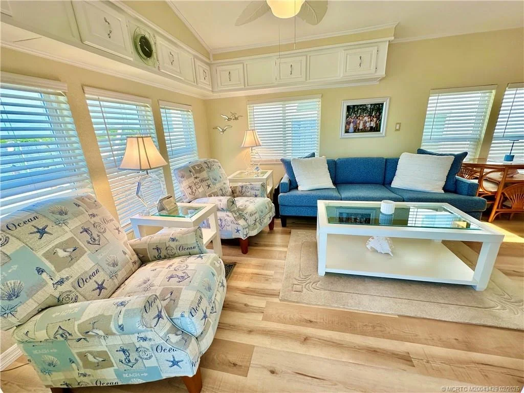 Photo of 157 Nettles Boulevard